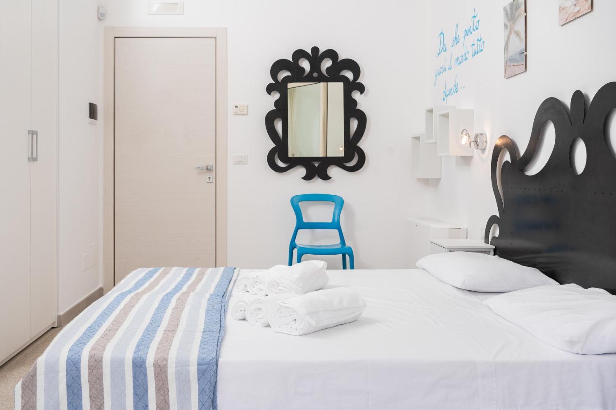 Preferisco B&B E Trattoria Sul Mare Torre Suda Esterno foto